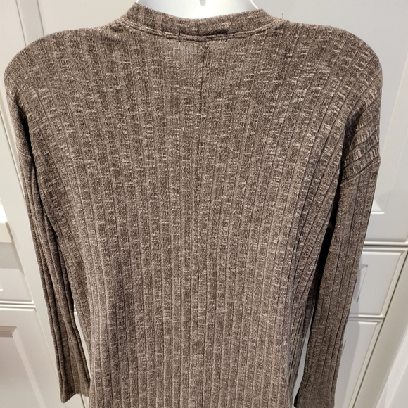 Cardigan - Picture 2 of 3